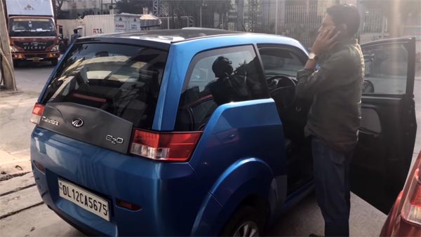 ஒரு கிமீக்கு 70 பைசா மட்டுமே.. வெறும் ரூ.70 ஆயிரம் செலவில் 1 லட்சம் கிமீக்களை காரில் கடந்து இந்தியர் சாதனை