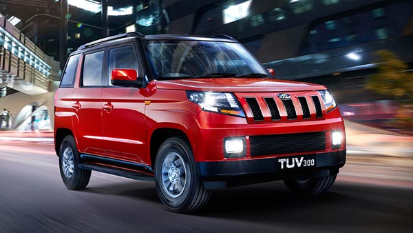 கார்களில் கலர் ஹாலோகிராம் ஸ்டிக்கர்… அரசிற்கு கோர்ட் குட்டு