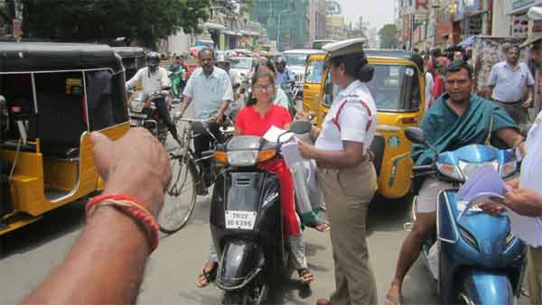 ஹெல்மெட் அணியவில்லை, அதிவேகம்.. 'சைக்கிளில்' பயணித்த தொழிலாளிக்கு 2,000 அபராதம் விதித்த போலீசார்!
