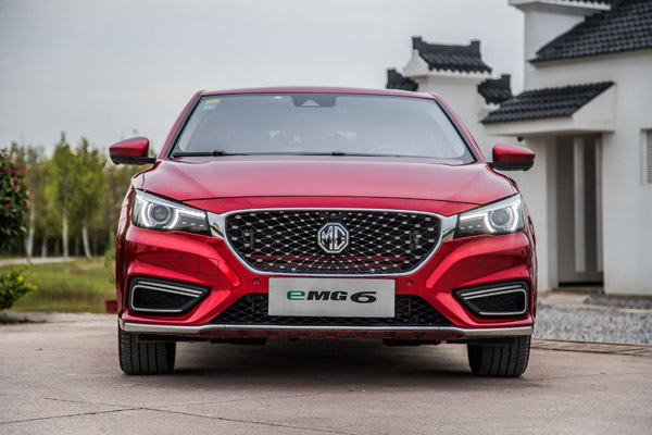 எஸ்யூவி மாடலுடன் இந்தியாவில் அதிரடி காட்ட வரும் எம்ஜி மோட்டார்ஸ்!