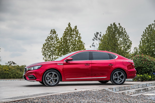 எஸ்யூவி மாடலுடன் இந்தியாவில் அதிரடி காட்ட வரும் எம்ஜி மோட்டார்ஸ்!