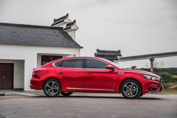 எஸ்யூவி மாடலுடன் இந்தியாவில் அதிரடி காட்ட வரும் எம்ஜி மோட்டார்ஸ்!