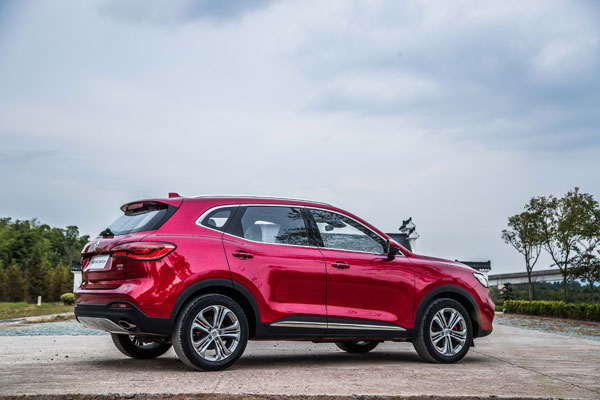 எஸ்யூவி மாடலுடன் இந்தியாவில் அதிரடி காட்ட வரும் எம்ஜி மோட்டார்ஸ்!