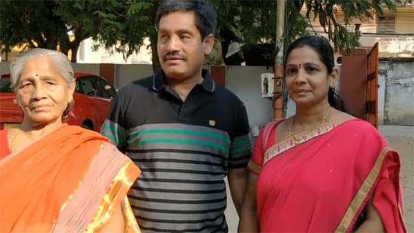 சொந்தமாக பெரிய கார்.. தந்தையின் நீண்ட நாள் கனவை 50வது பிறந்த நாளில் நிறைவேற்றிய 22 வயது மகன்