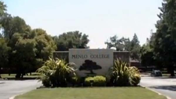 உலகின் விலை உயர்ந்த கார்கள், சொந்த விமானங்கள், கப்பல்கள் வைத்திருக்கும் கோடீஸ்வரரை பற்றி தெரியுமா?