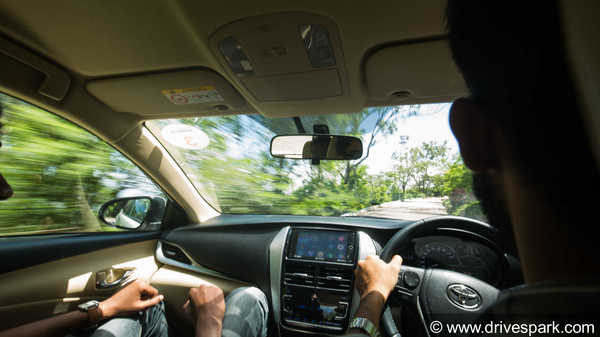  டொயோட்டா யாரீஸ் சிவிடி வேரியன்ட் - டெஸ்ட் டிரைவ் ரிப்போர்ட்…