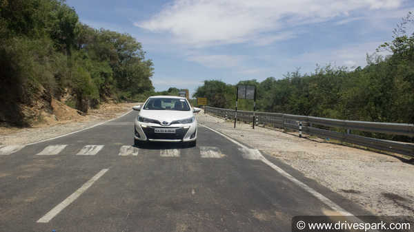  டொயோட்டா யாரீஸ் சிவிடி வேரியன்ட் - டெஸ்ட் டிரைவ் ரிப்போர்ட்…