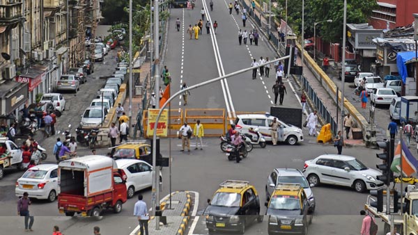 பஸ்களில் டிக்கெட் விலை உயர்விற்கு ஓலா & உபேர் போன்ற நிறுவனங்கள் தான் காரணமா? அதிர்ச்சியூட்டும் தகவல்கள்...