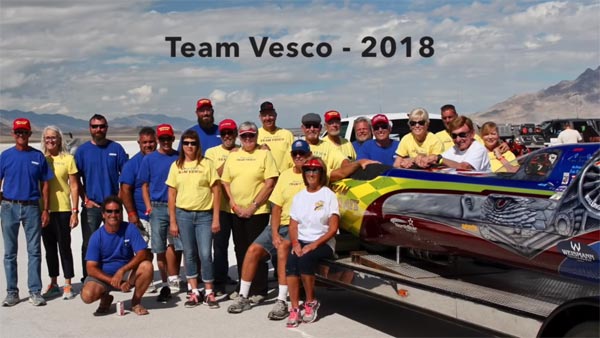 800 கி.மீ. வேகத்தில் சீறி பாய்ந்த உலகின் அதிவேகமான கார்.. அசர வைக்கும் வீடியோ..!