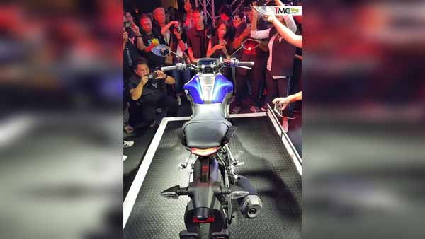 பல்சர், அப்பாச்சிக்கு போட்டியாக மிரட்டலான புதிய பைக்கை களமிறக்கும் யமஹா.. கலக்கத்தில் பஜாஜ், டிவிஎஸ்..