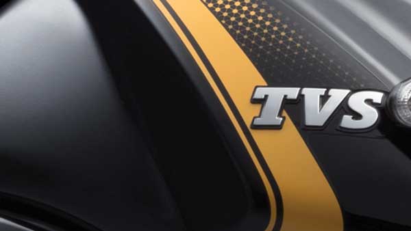 பழுதை சரி செய்யாததால் புதிய பைக்கை ஷோரூம் வாசலிலேயே தீ வைத்து எரித்த வாடிக்கையாளர்..!