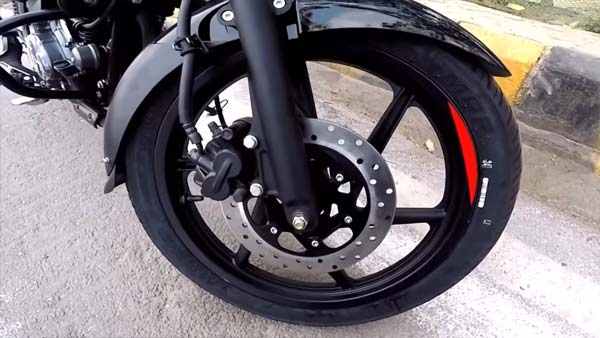 பஜாஜ் பல்சர் 150 கிளாசிக் எடிசன் விற்பனைக்கு அறிமுகம்!