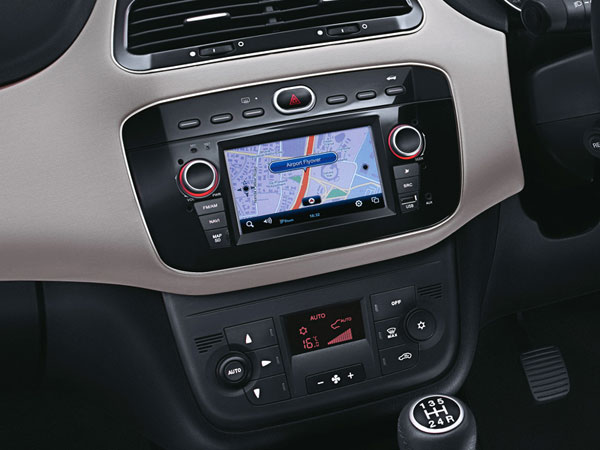 ஃபியட் புன்ட்டோ மற்றும் லீனியா கார்கள் இந்தியாவிலிருந்து விடைபெறுகின்றன!