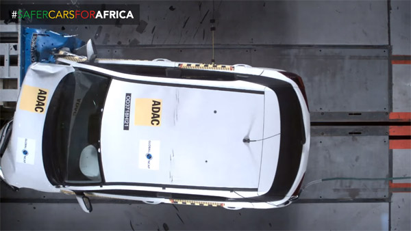 கிராஷ் டெஸ்ட்டில் முட்டி மோதி ஆவ்ரேஜ் மார்க் வாங்கிய ஹூண்டாய் எலைட் ஐ20!