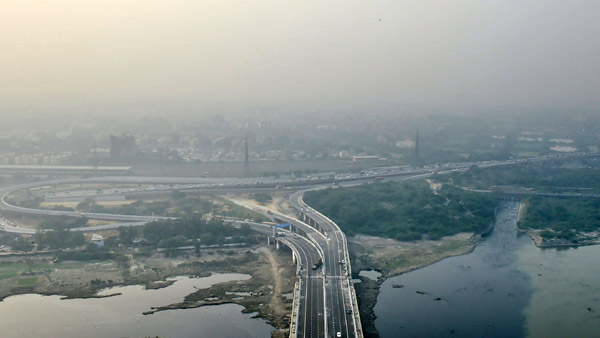 இந்திய பொறியியல் வல்லமையை பரைசாற்றும் சிக்னேச்சர் பாலம்: சுவாரஸ்யத் தகவல்கள்!