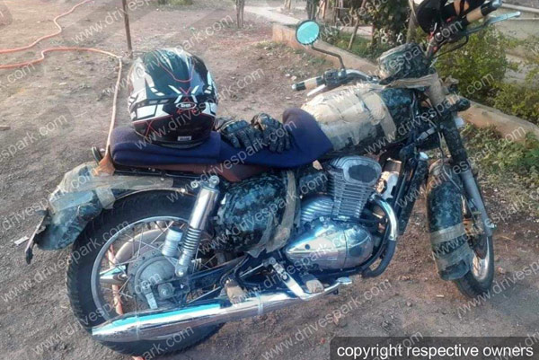 ஜாவா மோட்டார்சைக்கிள்களுக்கு டீலர்களில் ரகசிய புக்கிங்!