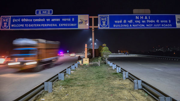 தமிழகத்தில் சாகர்மாலா திட்டத்தை கொண்டு வந்தே தீருவோம் : மோடி ; நம்மை குறி வைப்பது இதற்குதான்