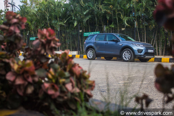  புதிய லேண்ட்ரோவர் டிஸ்கவரி ஸ்போர்ட் பெட்ரோல் மாடல் டெஸ்ட் டிரைவ் ரிப்போர்ட்!