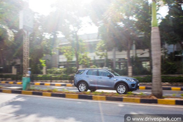  புதிய லேண்ட்ரோவர் டிஸ்கவரி ஸ்போர்ட் பெட்ரோல் மாடல் டெஸ்ட் டிரைவ் ரிப்போர்ட்!