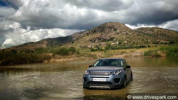  புதிய லேண்ட்ரோவர் டிஸ்கவரி ஸ்போர்ட் பெட்ரோல் மாடல் டெஸ்ட் டிரைவ் ரிப்போர்ட்!