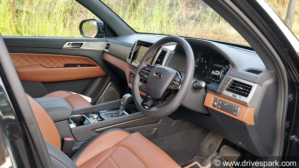 மஹிந்திரா அல்டுராஸ் ஜி4 எஸ்யூவி வெற்றி பெறுவதற்கான ஒரே வழி!