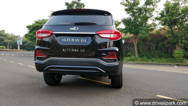 இந்தியாவே ஆவலுடன் எதிர்பார்த்த மஹிந்திரா அல்டுராஸ் ஜி4 லான்ச் ஆனது.. பார்ச்சூனருக்கு கடும் சவால்