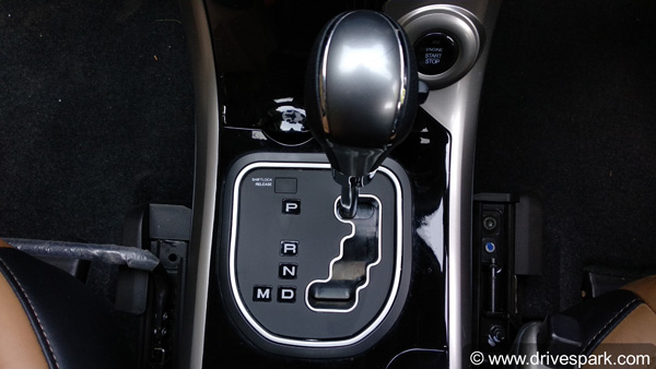 2018 மஹிந்திரா எக்ஸ்யூவி500 ஆட்டோமேட்டிக் மாடல் டெஸ்ட் டிரைவ் ரிப்போர்ட்!