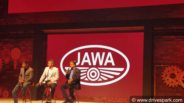 மூன்று புதிய ஜாவா மோட்டார்சைக்கிள்கள் அறிமுகம்: ராயல் என்ஃபீல்டுக்கு நெருக்கடி!