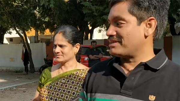 சொந்தமாக பெரிய கார்.. தந்தையின் நீண்ட நாள் கனவை 50வது பிறந்த நாளில் நிறைவேற்றிய 22 வயது மகன்