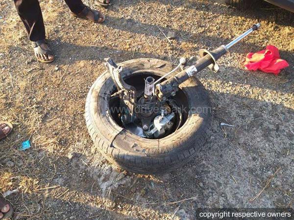 விபத்தில் சின்னாபின்னமா டாடா நெக்ஸான்... காயமின்றி வெளியேறிய பயணிகள்!