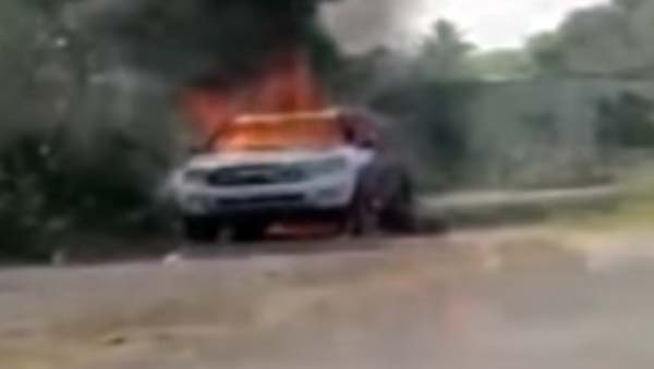 கோமா நிலையில் போராடும் டாக்டர்.. விபத்திற்கு காரணம் தெரிந்தால் இனி காரில் பயணிக்கவே மாட்டீர்கள் கோமா நிலையில் போராடும் டாக்டர்.. விபத்திற்கு காரணம் தெரிந்தால் இனி காரில் பயணிக்கவே மாட்டீர்கள்