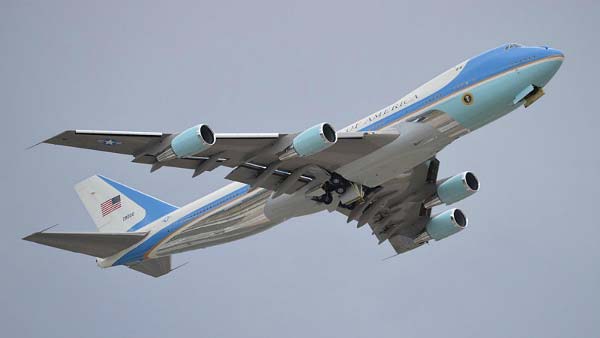 அமெரிக்க அதிபரை நிழல்போல பின்தொடரும் 'டூம்ஸ்டே' விமானத்தின் ரகசியங்கள்!