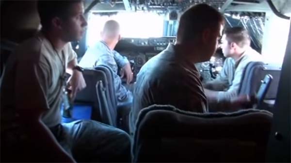 அமெரிக்க அதிபரை நிழல்போல பின்தொடரும் 'டூம்ஸ்டே' விமானத்தின் ரகசியங்கள்!