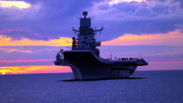 3-வது விமானம் தாங்கி போர்க்கப்பலை களமிறக்க இந்தியா முடிவு... பங்காளிகளுக்கு புது ஆப்பு!