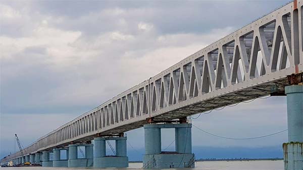 இந்தியாவின் மிக நீளமான இரண்டடுக்கு பாலம்... சீனாவுக்கு மோடி வைக்கும் அடுத்த 'செக்'!