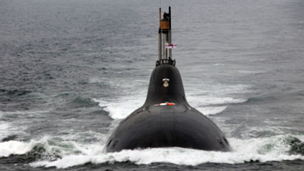 3-வது விமானம் தாங்கி போர்க்கப்பலை களமிறக்க இந்தியா முடிவு... பங்காளிகளுக்கு புது ஆப்பு!