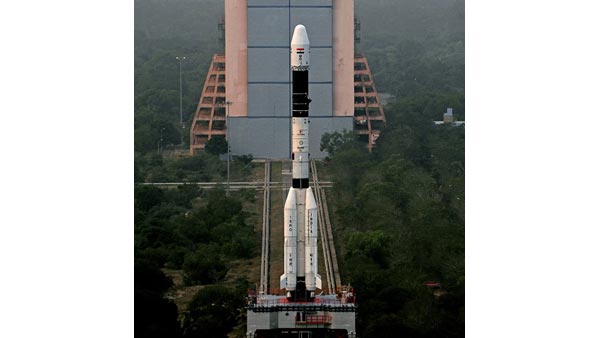 உலக வல்லரசுகளுக்கு போட்டியாக விண்வெளிக்கு மனிதர்களை அனுப்பும் இந்தியா.. ஒரு தமிழரால் சாத்தியமாகிறது