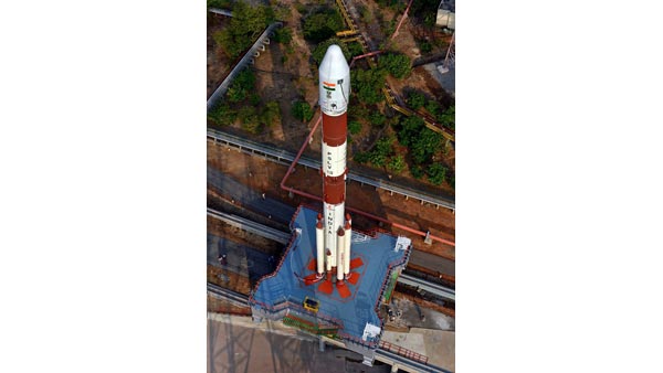 உலக வல்லரசுகளுக்கு போட்டியாக விண்வெளிக்கு மனிதர்களை அனுப்பும் இந்தியா.. ஒரு தமிழரால் சாத்தியமாகிறது