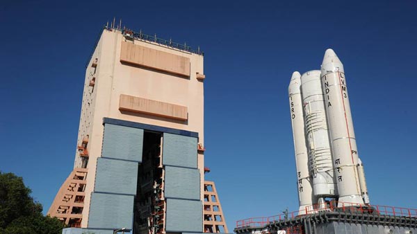 உலக வல்லரசுகளுக்கு போட்டியாக விண்வெளிக்கு மனிதர்களை அனுப்பும் இந்தியா.. ஒரு தமிழரால் சாத்தியமாகிறது