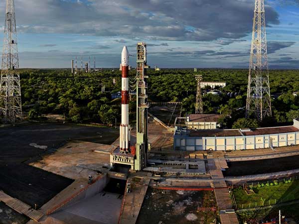 உலக வல்லரசுகளுக்கு போட்டியாக விண்வெளிக்கு மனிதர்களை அனுப்பும் இந்தியா.. ஒரு தமிழரால் சாத்தியமாகிறது