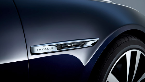 ஜாகுவார் எக்ஸ்ஜே50 சிறப்பு பதிப்பு மாடல் இந்தியாவில் விற்பனைக்கு அறிமுகம்!