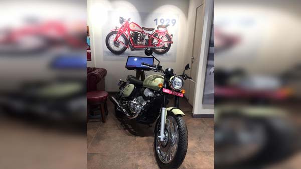 நாட்டின் முதல் ஜாவா டீலர்ஷிப் திறக்கப்பட்டது... ராயல் என்பீல்டுக்கு நூதன முறையில் செக்...