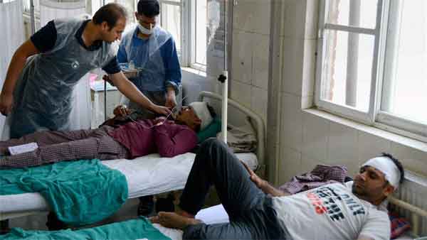 விபத்தில் சிக்கிய 60 பேரின் உயிரை காப்பாற்றிய உன்னத மனிதர்.. காரணம் தெரிந்தால் கண்ணீர் வருவது உறுதி