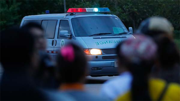 விபத்தில் சிக்கிய 60 பேரின் உயிரை காப்பாற்றிய உன்னத மனிதர்.. காரணம் தெரிந்தால் கண்ணீர் வருவது உறுதி