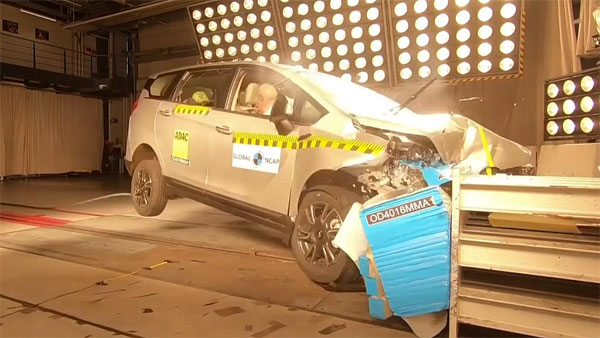 கிராஷ் டெஸ்ட்டில் அசத்திய புதிய மஹிந்திரா மராஸ்ஸோ கார்!