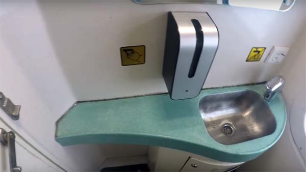 சென்னை - மதுரை இடையே தேஜஸ் ரயில்... குளு, குளு வசதியுடன் ஜிலு ஜிலு பயணம்!