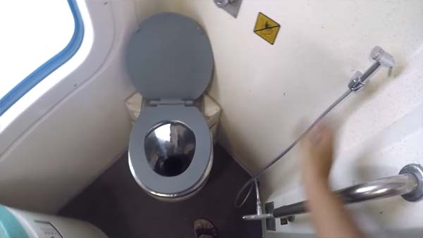 சென்னை - மதுரை இடையே தேஜஸ் ரயில்... குளு, குளு வசதியுடன் ஜிலு ஜிலு பயணம்!