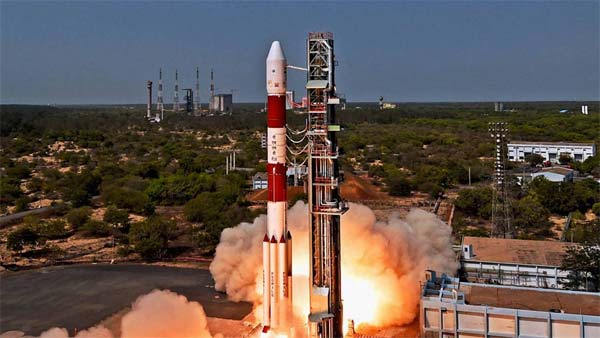 சிறப்பு செயற்கைகோளை விண்ணில் ஏவும் இந்தியா...