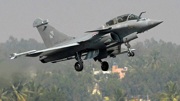 ரபேல் போர் விமான ஊழல்... மத்திய அரசு வெளியிட்ட இந்த புதிய தகவலால் எதிர்கட்சிகள் அதிர்ச்சி...