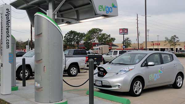 பெங்களூரில் 100 இ-சார்ஜ் நிலையங்கள்: பெஸ்கோ நிறுவனம் அதிரடி முடிவு...!! 